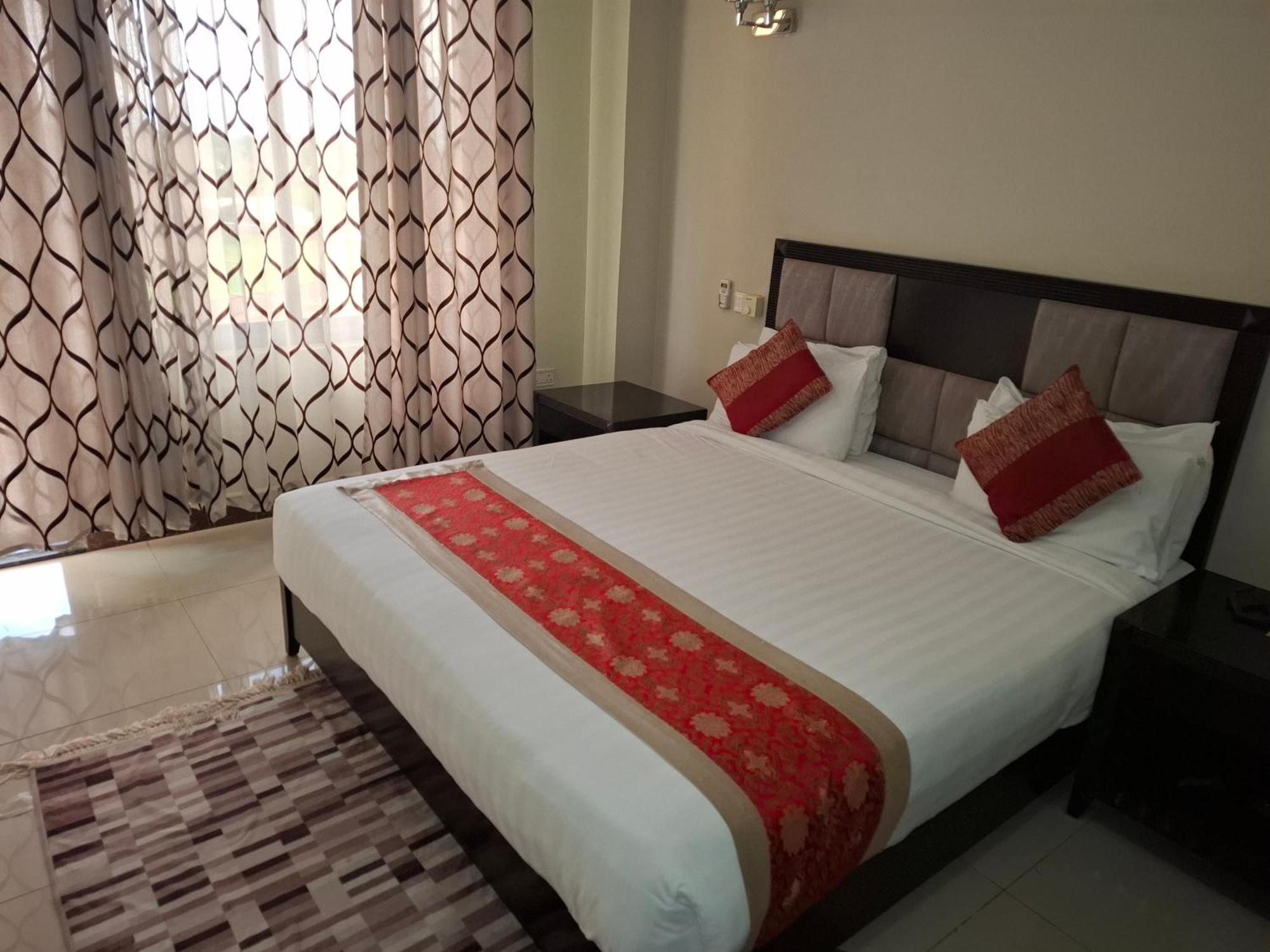 Flomi Hotel Morogoro Екстериор снимка