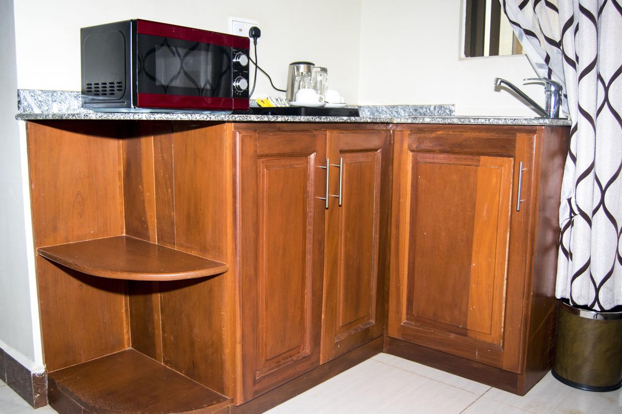 Flomi Hotel Morogoro Стая снимка